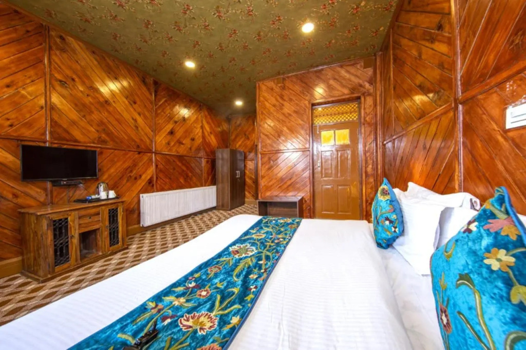 Gulmarg Ski Hill Resort