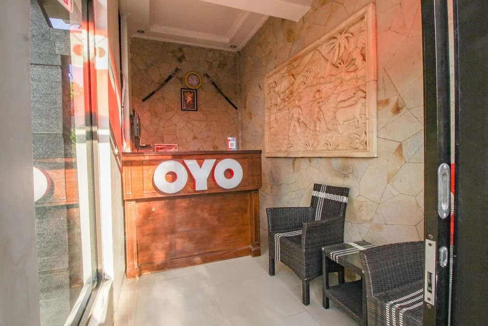 OYO 820 Abad Baru Hotel