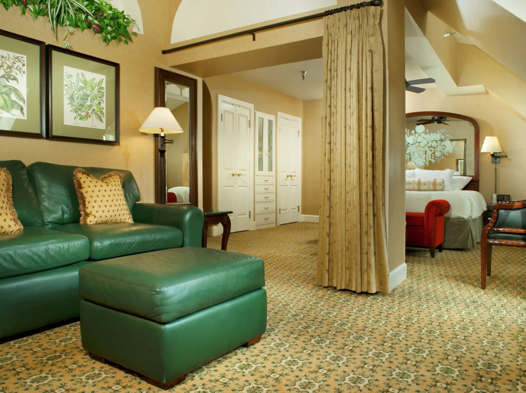 Poste Montane Lodge by East West
