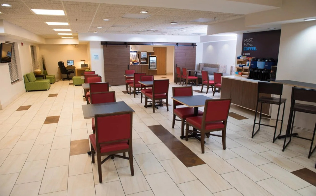 Holiday Inn Express Hotel & Suites Elkhart-South by IHG