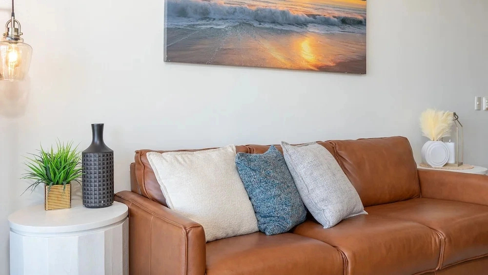 Cristal 803 2 BR 2 BA Condo @ Las Palomas Phase 1