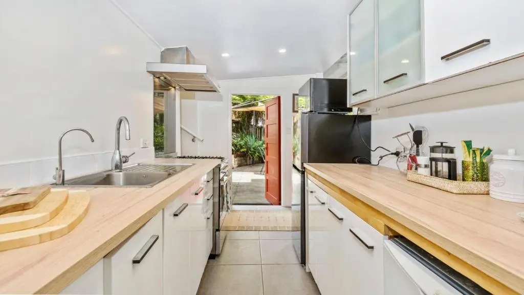 Snells Sanctuary - Snells Beach Holiday Home