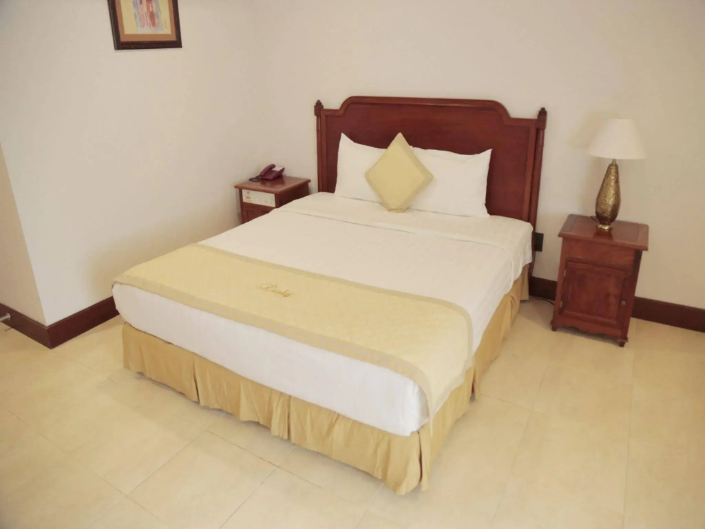 Lucky Hotel - Phu My Hung