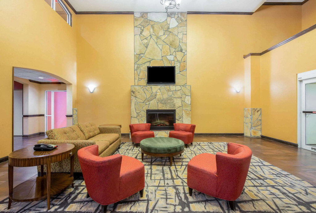 La Quinta by Wyndham Eastland