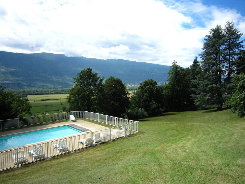 Apartment in Serrieres With Alps View Pool