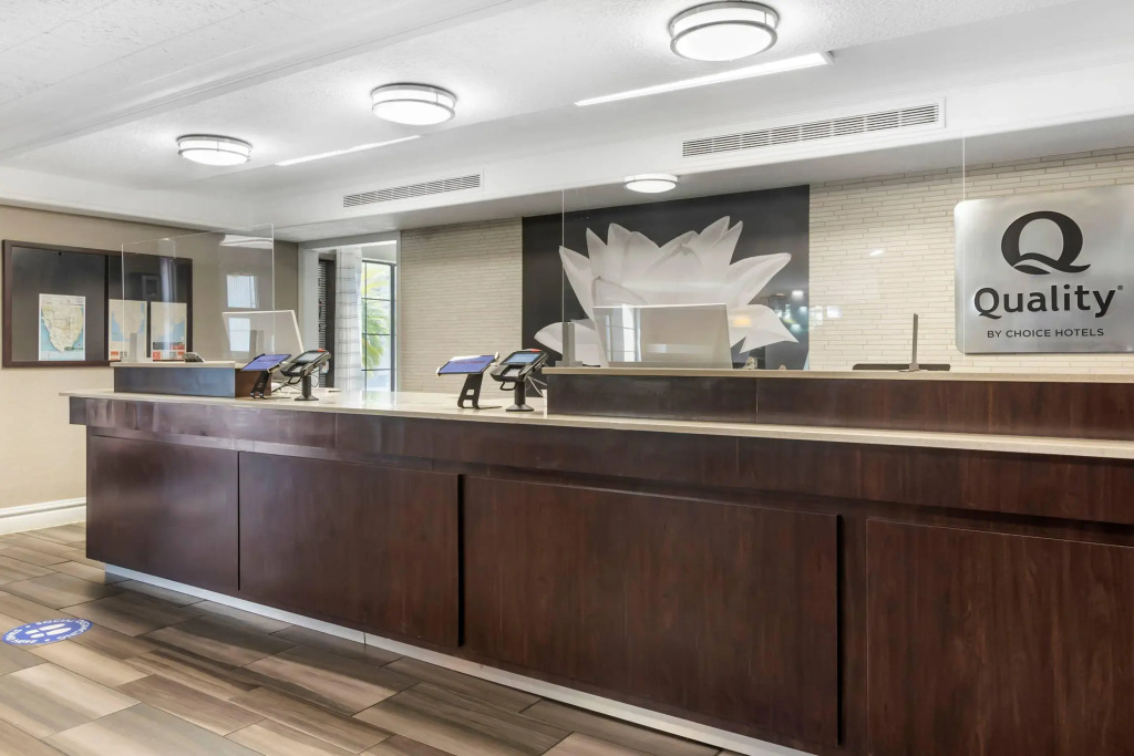 Quality Inn & Suites North Charleston - Ashley Phosphate