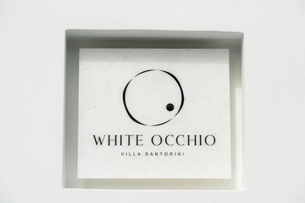 White Occhio Villa Santorini