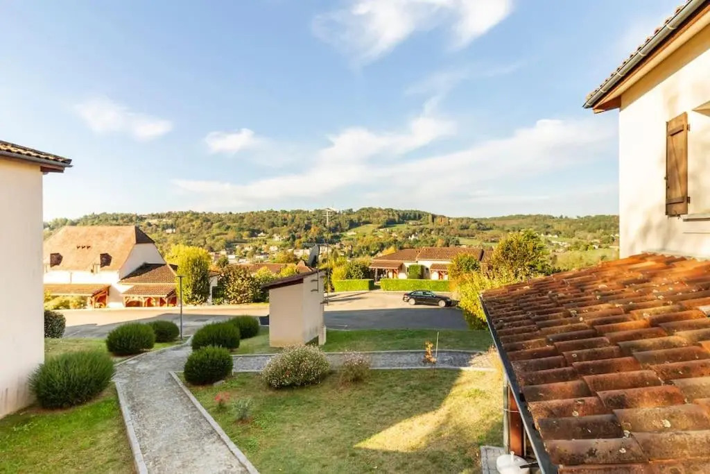 SARLAT, Apptmt T3 résidence CLIM PISCINE PARKING