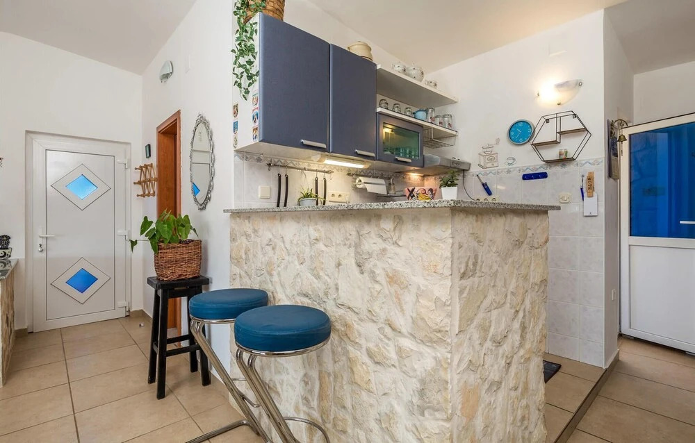 Beautiful Home in Mandre With Wifi and 3 Bedrooms