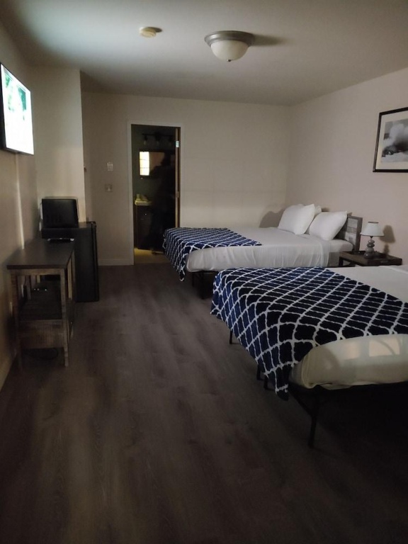 Hillcrest Inn