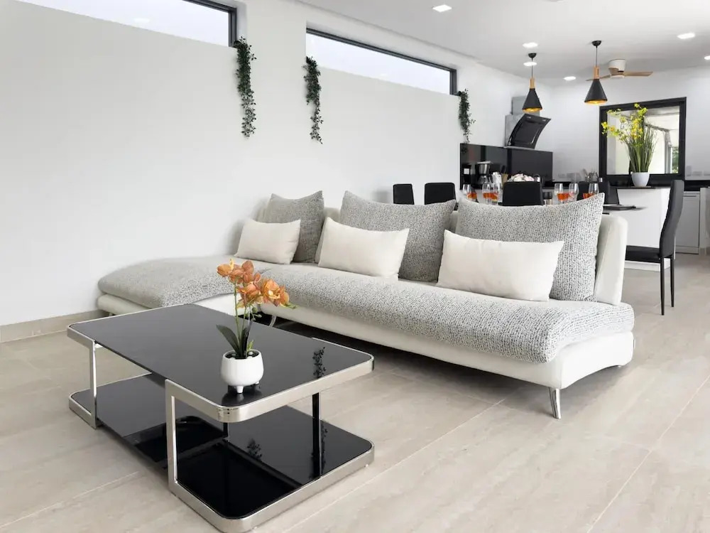 Stylish 3BR Pool Villa Lawan Villa (LWV1)