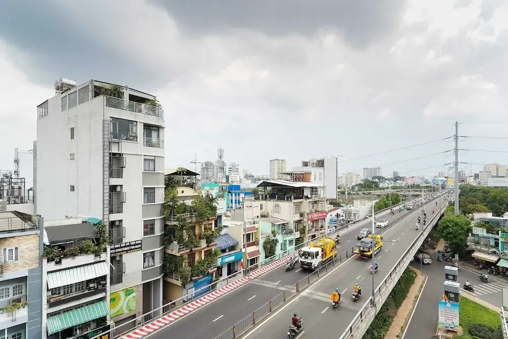 Collection O Eva Hotel District 8 Near Ben Thanh Market