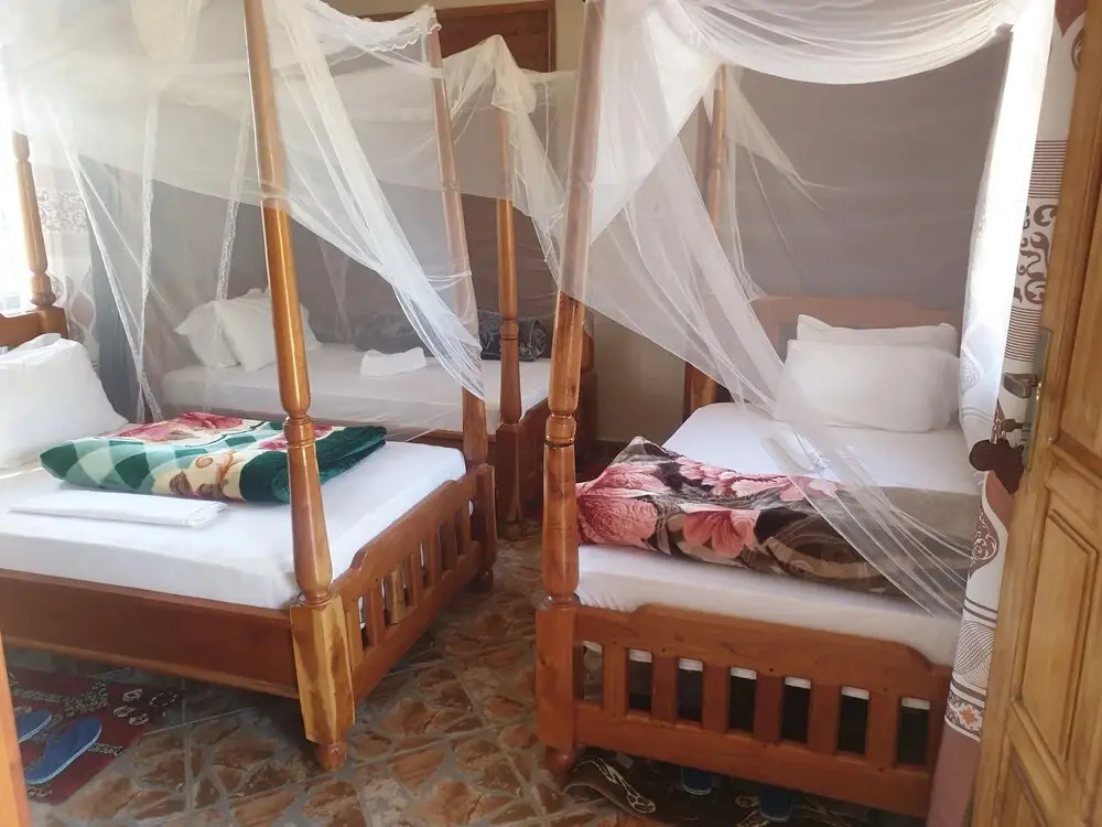 Mantis Lodge & Camping Site