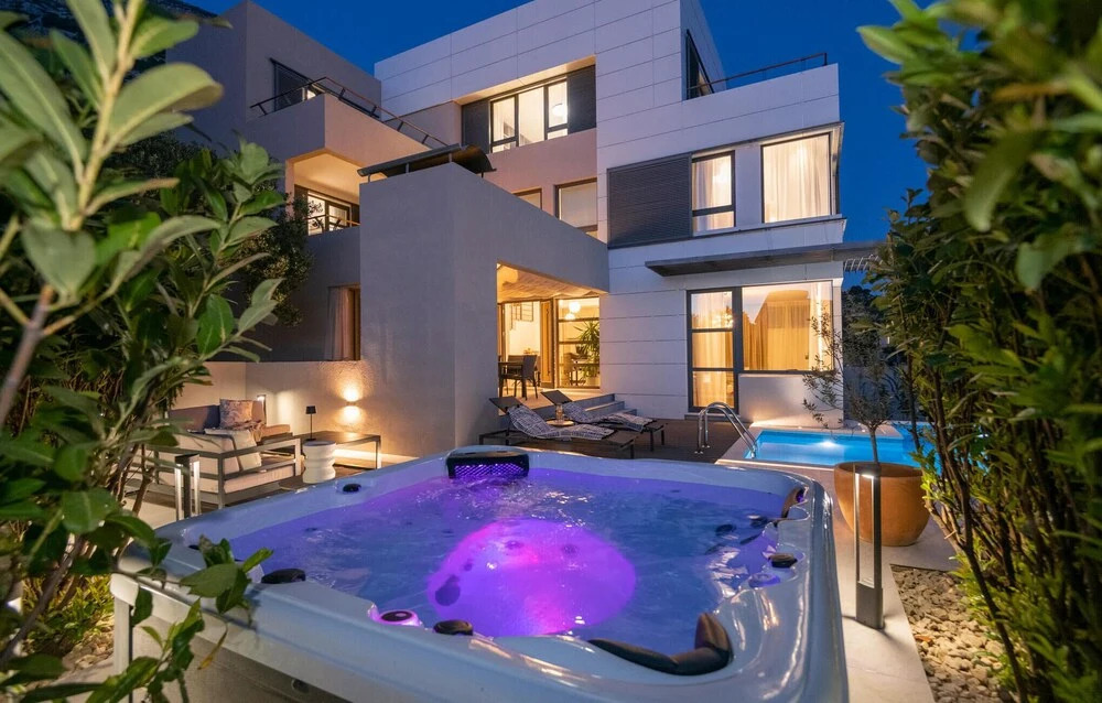 Luxurious Home In Makarska With Sauna