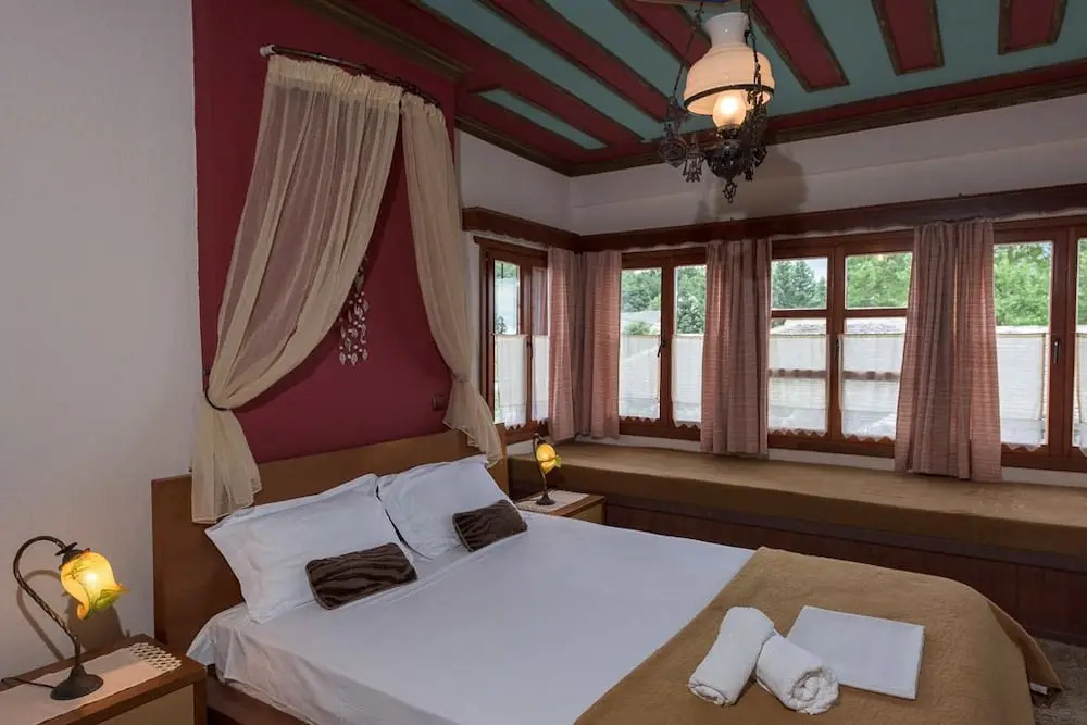 Vikos Hotel