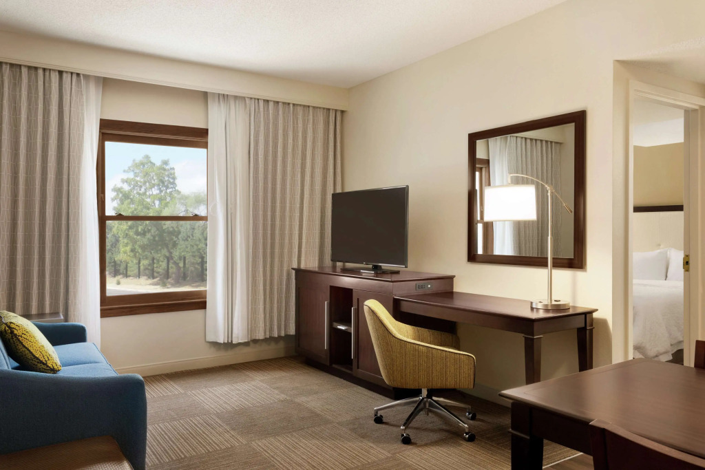 Hampton Inn and Suites Springdale