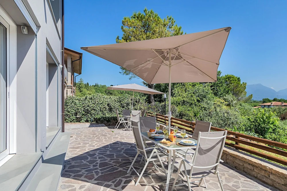 Castelletto Apts by Wonderful Italy