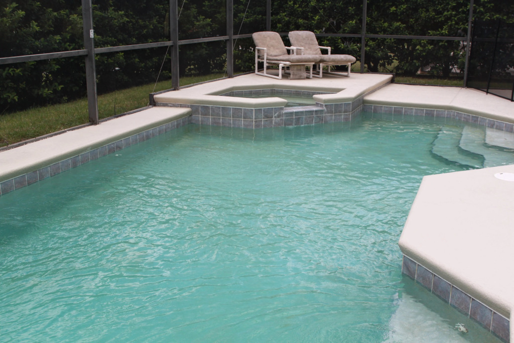 Golf Course Community, Spa and Private Pool, Davenport, US