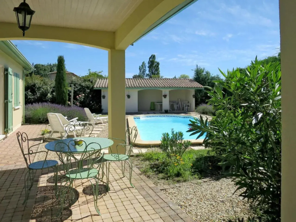 Holiday Home Les Lavandiers - ORD100