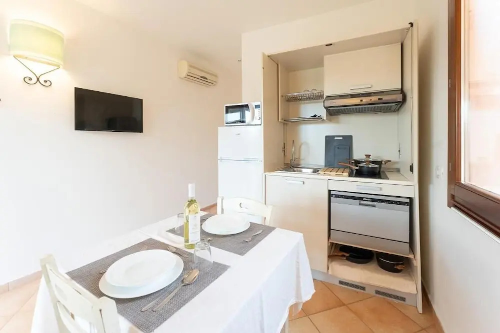 Relaxing Residence Baia dei Mirti B4 1 Bedroom Apartment Sleeps 4 -bilo-4