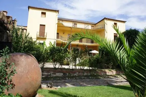 Hostal La Colonial