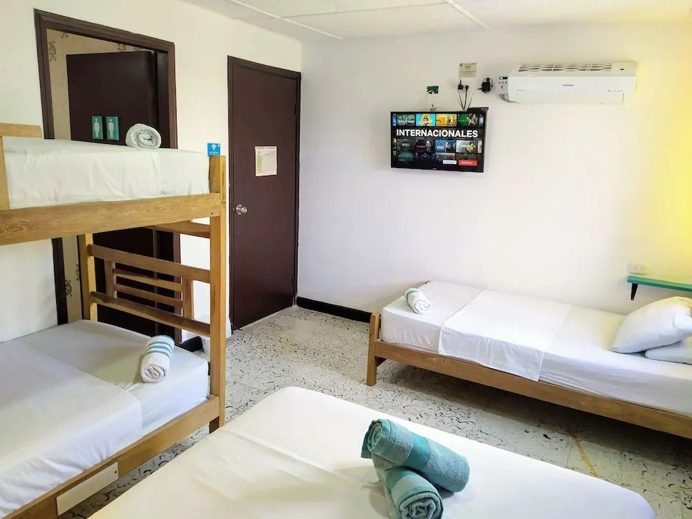 Bona Vida Hotel