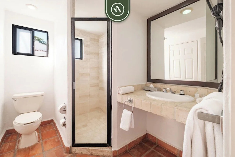 One Beach Street 307 B· Amazing 2 BR Condo
