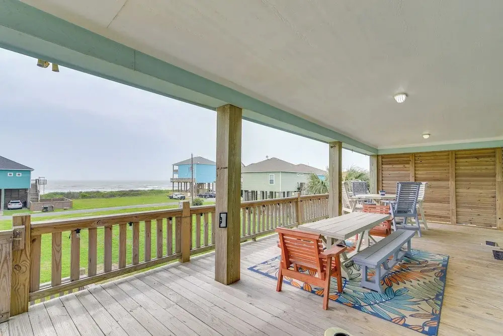 Walk to Sand! Home w/ Wide-open Ocean Views + Bar