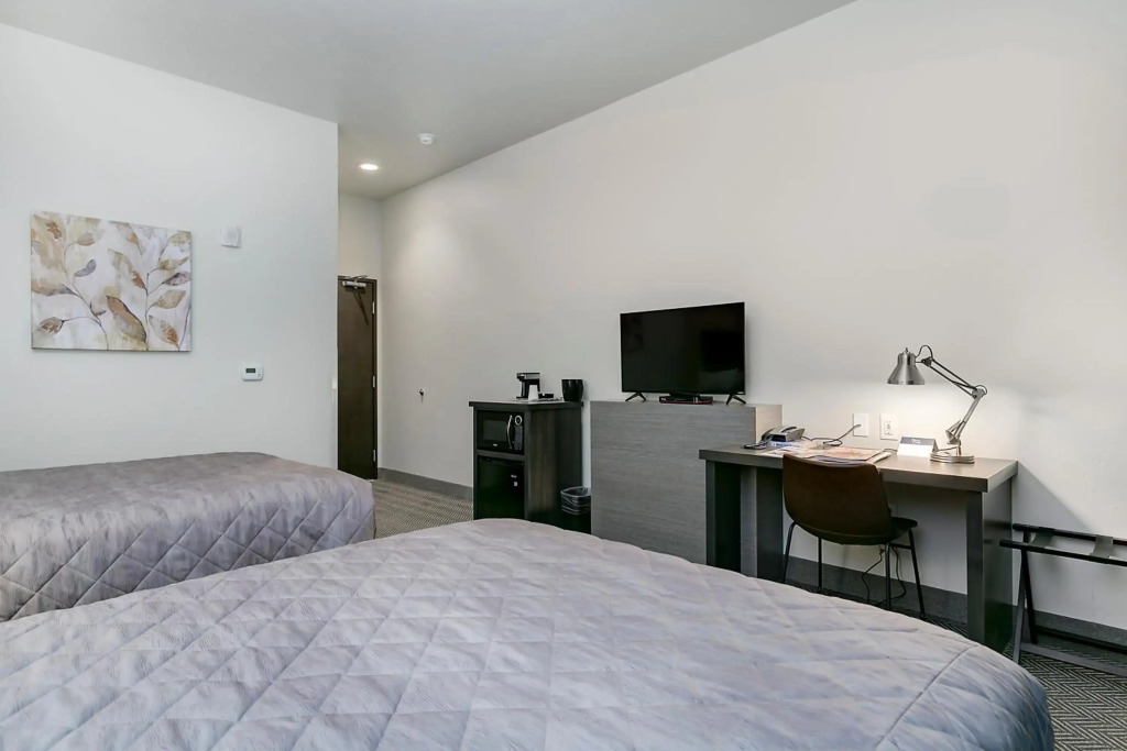 Silver Creek Hotel