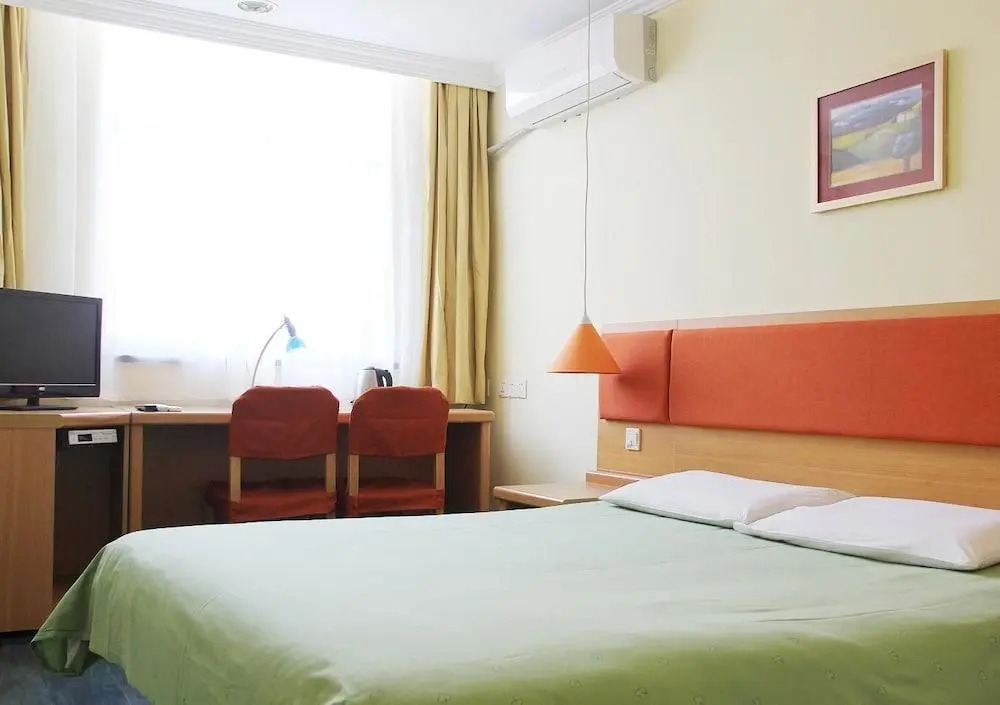 Qingdao Home Inn Shandong Road