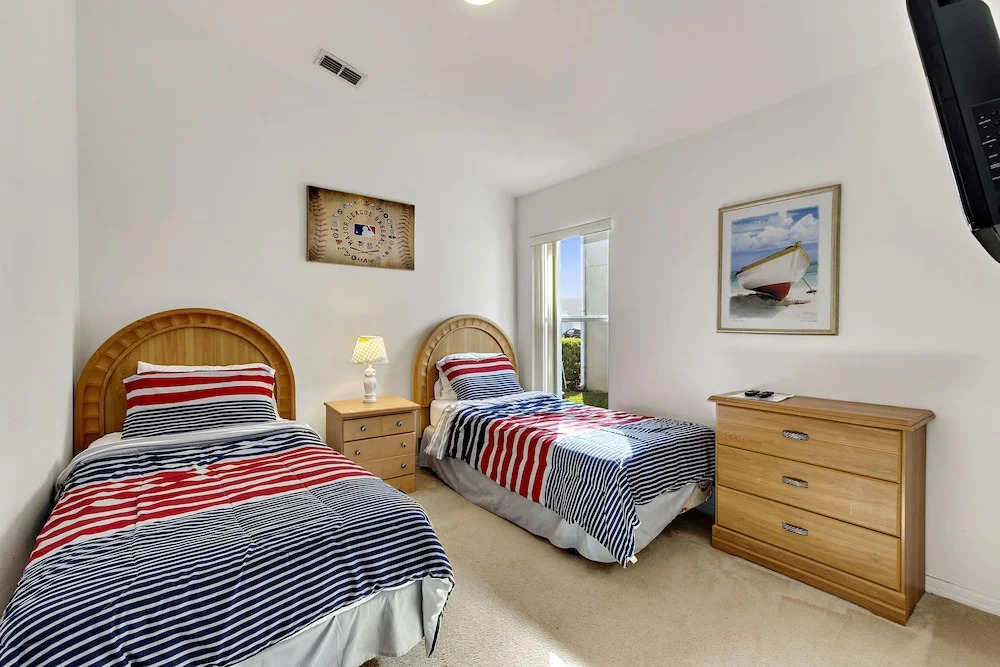 3 Bed Private Rear Games Room Gated Community