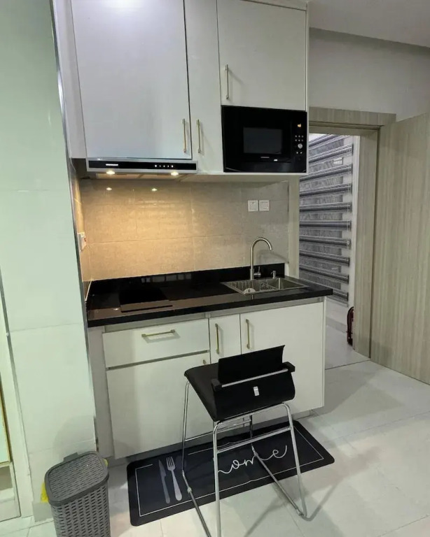 Precious Pavilion Apartment