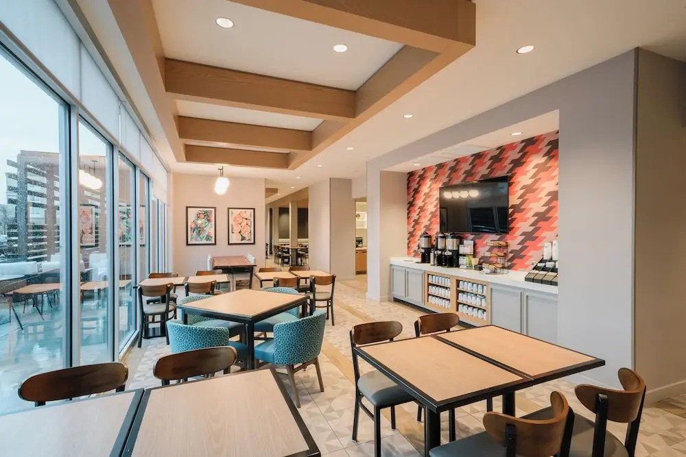 Hyatt Place Sacramento International Airport