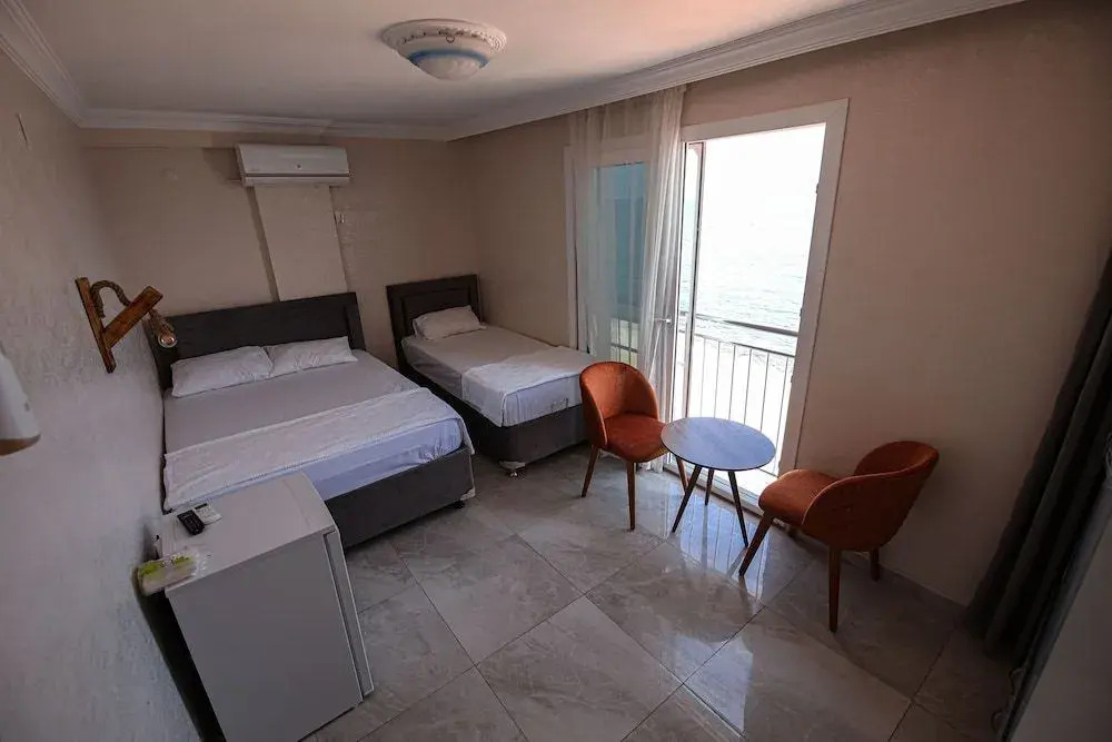 Mose Restoran Motel Beach