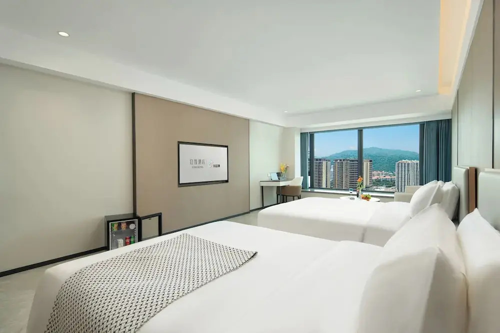 ECHIC Mercure (Guangzhou Baoneng Performing Arts Center Luogang Wanda Plaza)