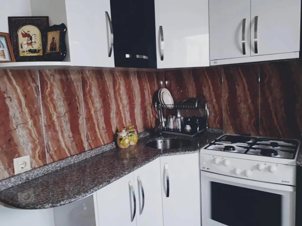 One bedroom Apartment on Rustaveli str 10