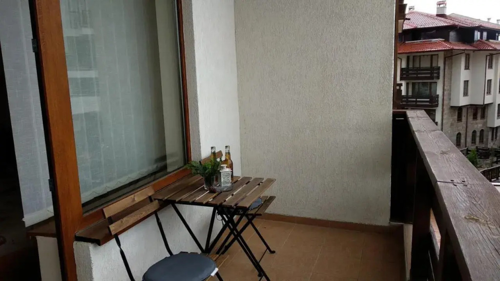 Pine Tree Studio B11
