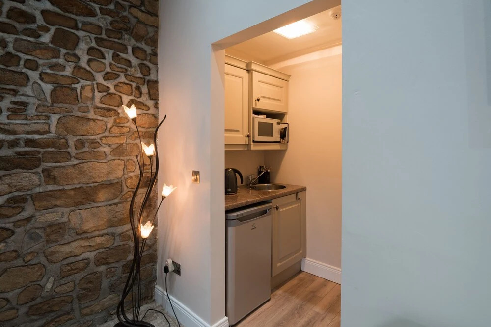 Charming 2 Bed Apartment Donegal Town Centre