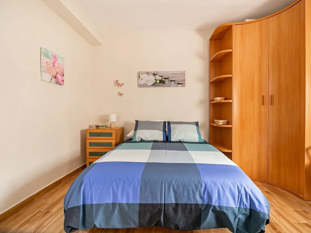 Comfortable Holiday Home in Málaga Near Seabeach