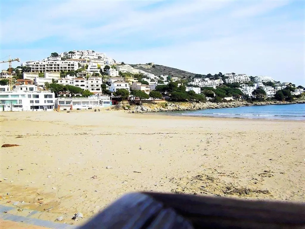 Apartamento Tras a 100m de la playa