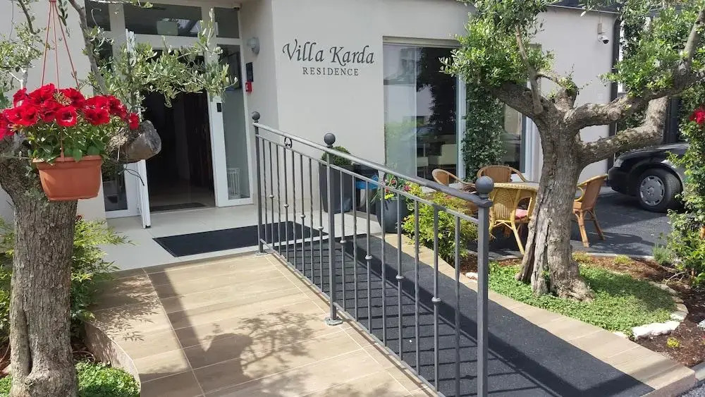 Residence Villa Karda