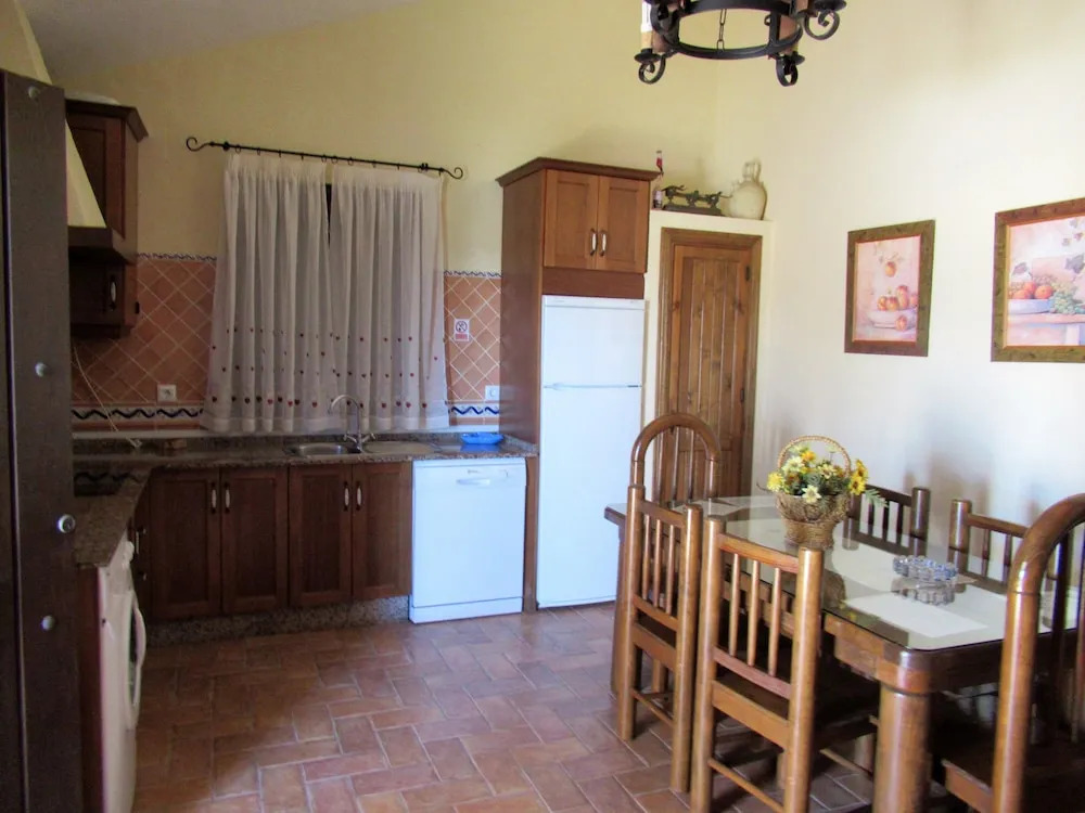 Chalet Huerta 1 con piscina y paddle