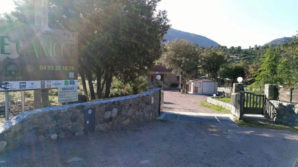 E Canicce