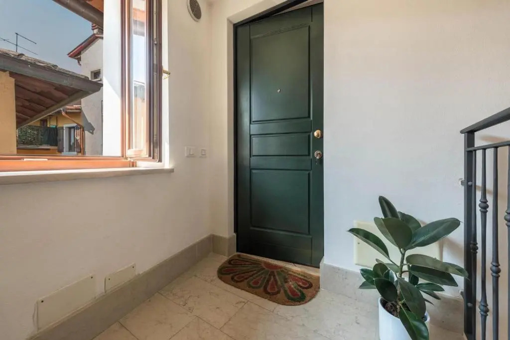 la terrazza del borgo con parcheggio