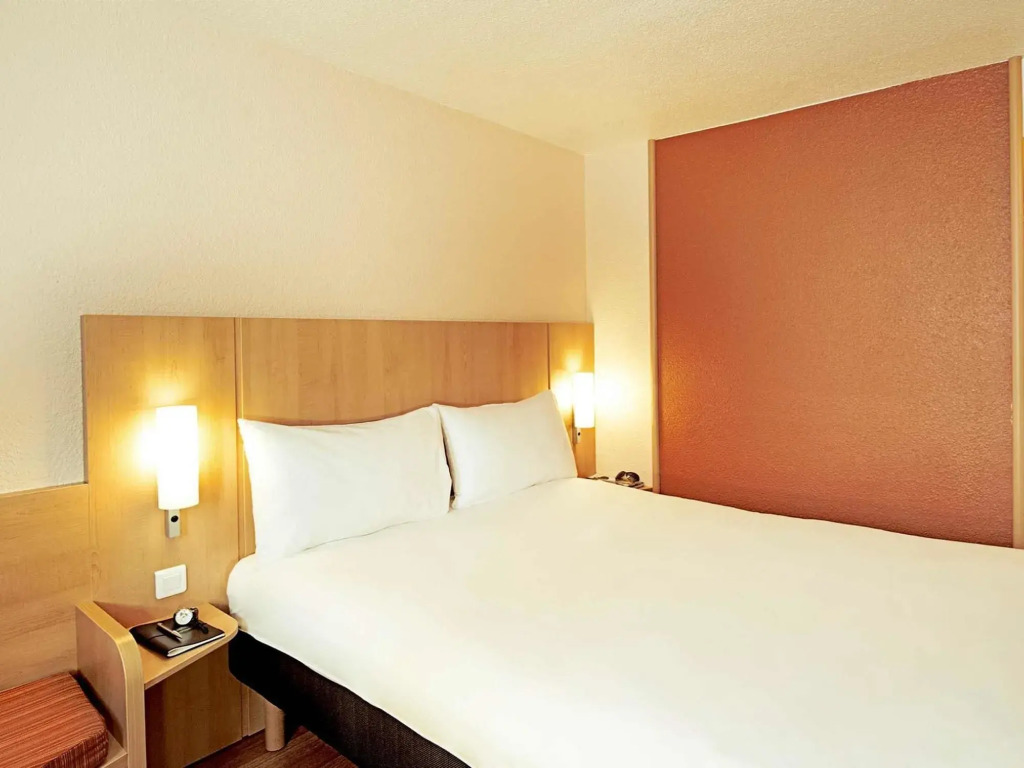 Ibis Clermont Ferrand A71 A75 La Méridienne