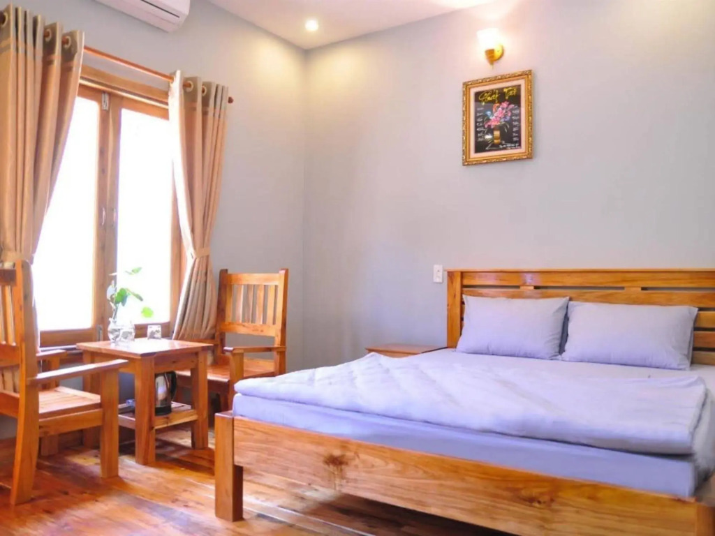 Liên Tho Hotel
