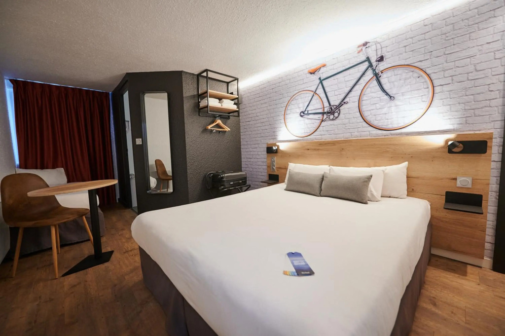 Kyriad Hotel Laval
