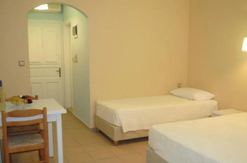 Apollonia Hotel