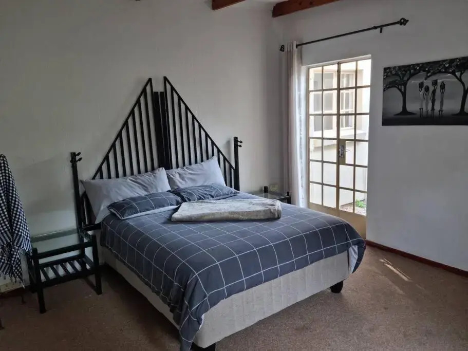 Countryside Garden Cottage, Sleeps 2