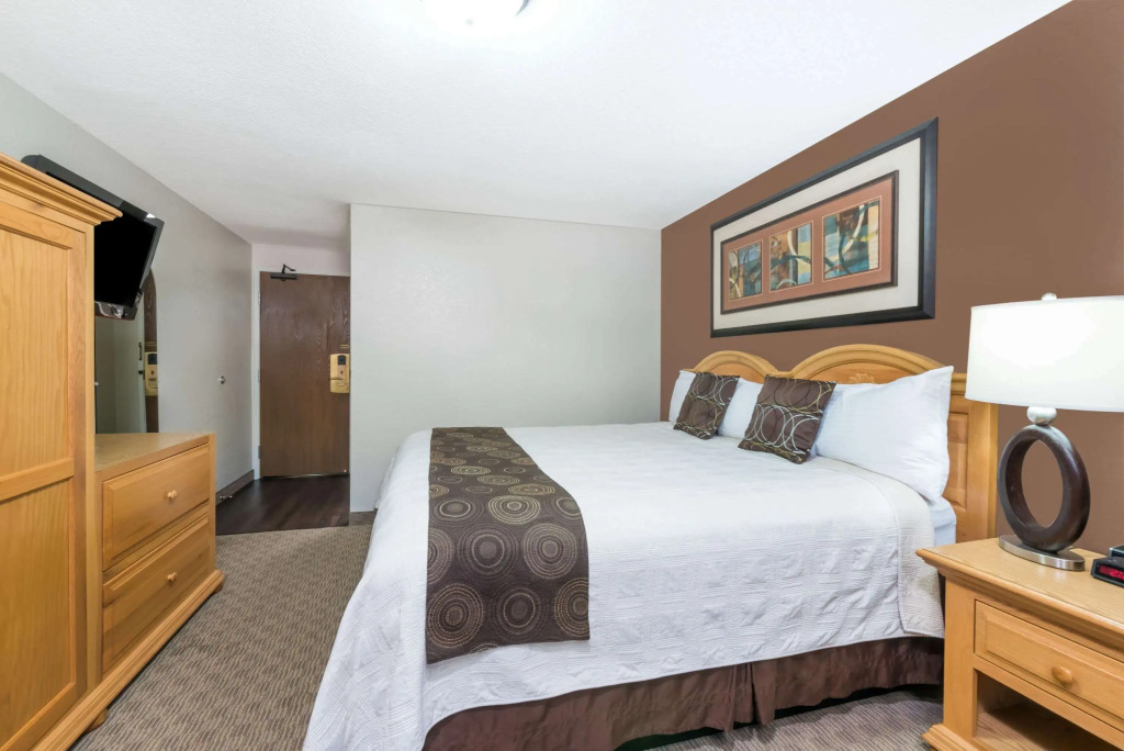 Super 8 by Wyndham Deadwood Black Hills Area